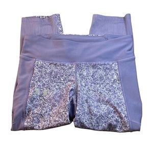 Under Armour Heatgear women’s compression leggings purple medium